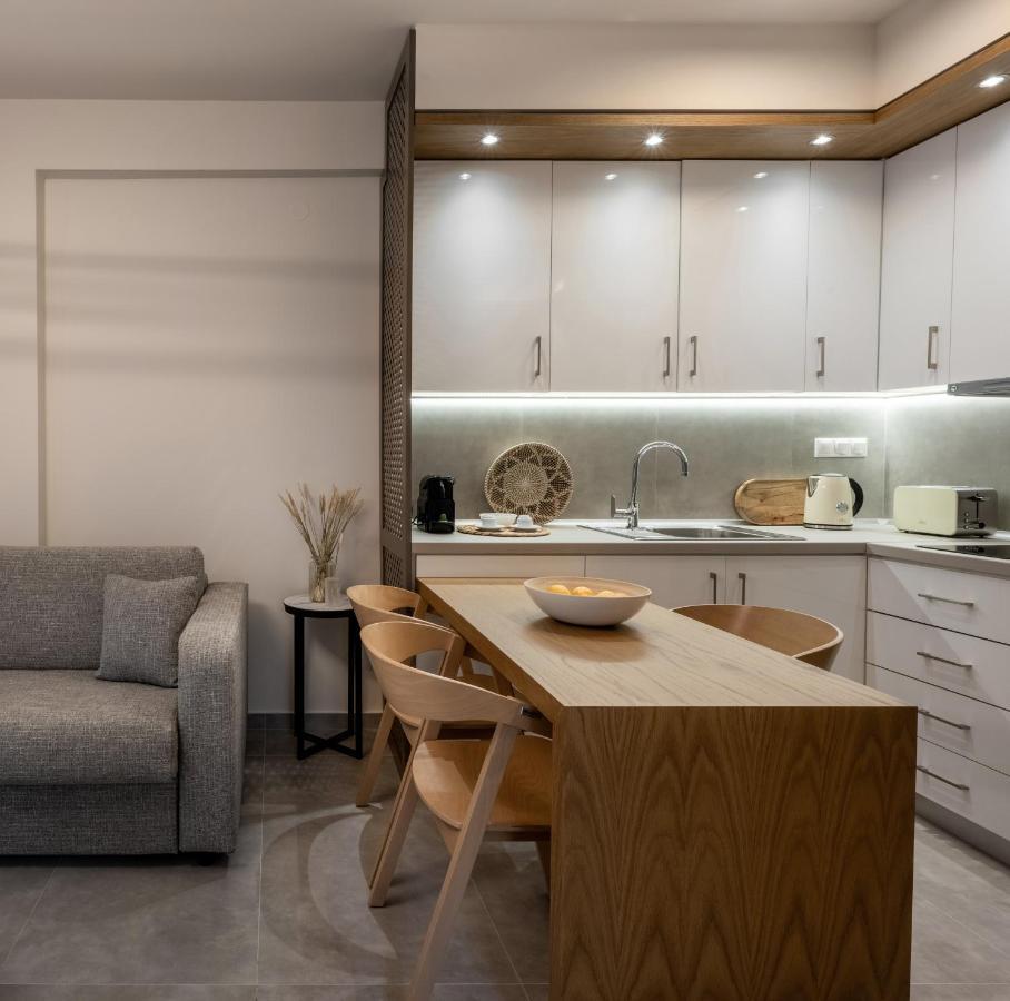 Iris Suites Nikiti מראה חיצוני תמונה