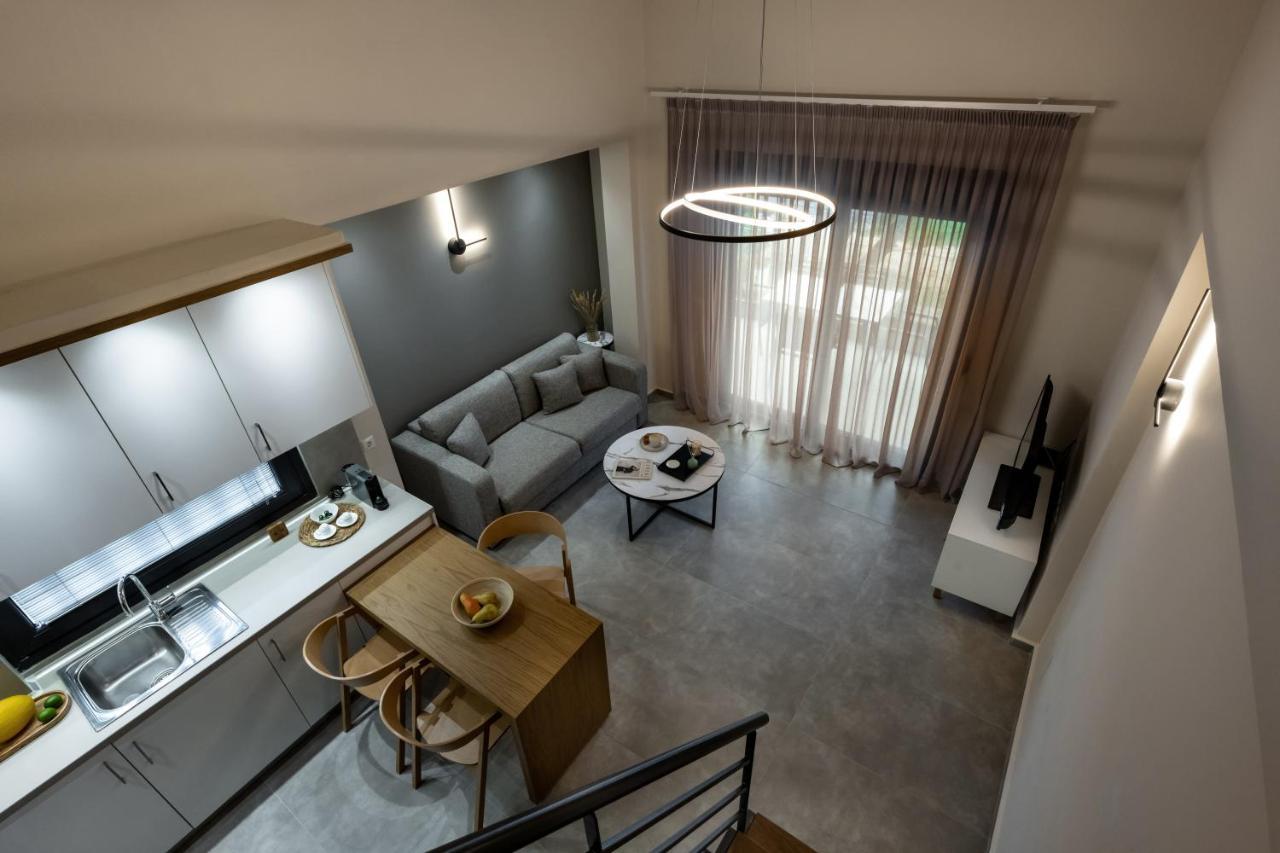 Iris Suites Nikiti מראה חיצוני תמונה