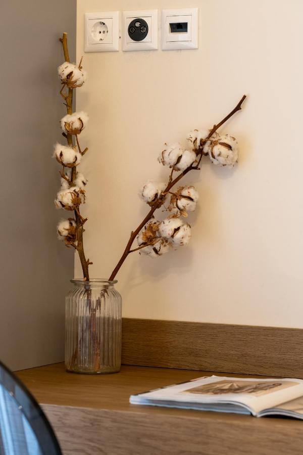 Iris Suites Nikiti מראה חיצוני תמונה