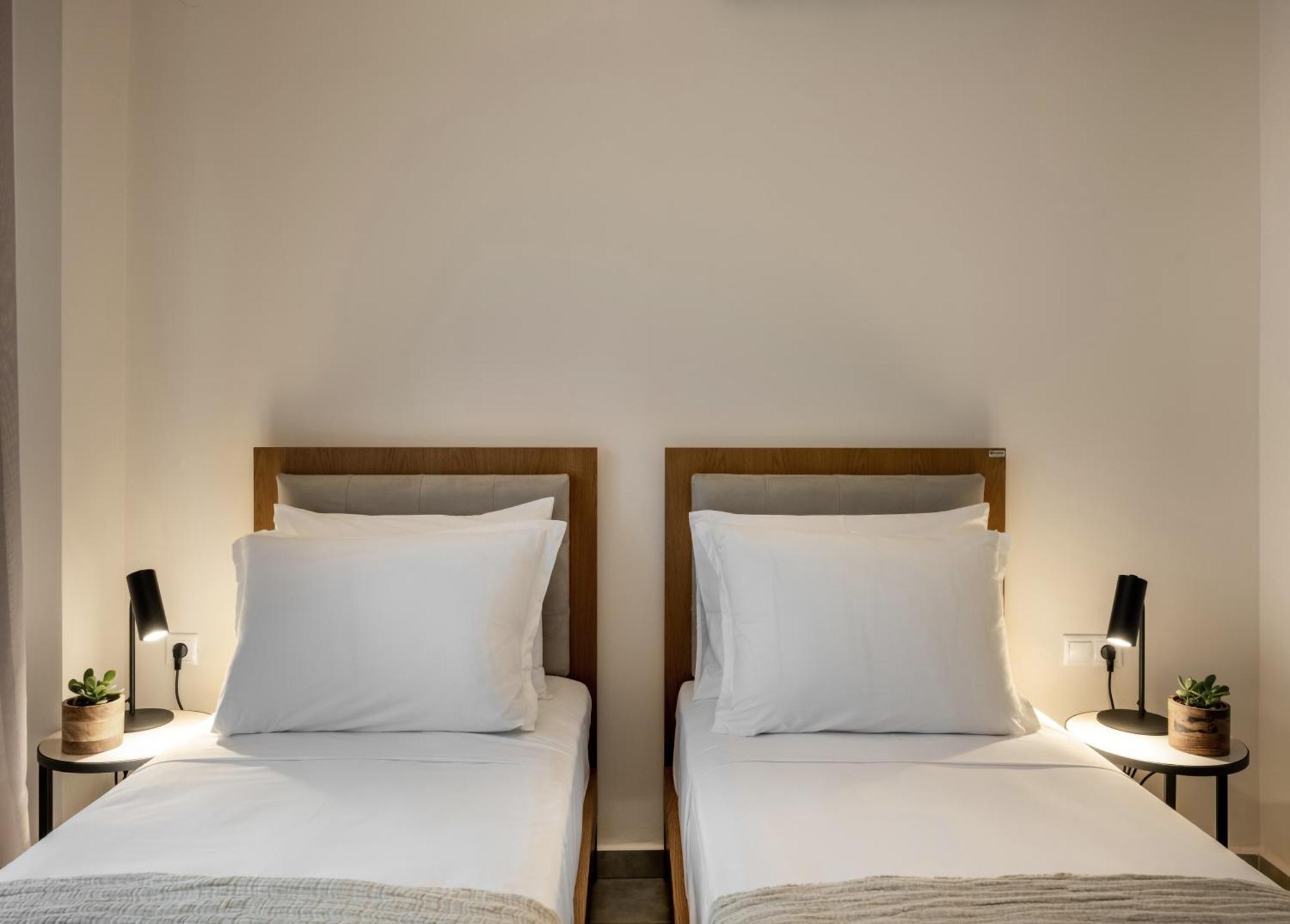 Iris Suites Nikiti מראה חיצוני תמונה